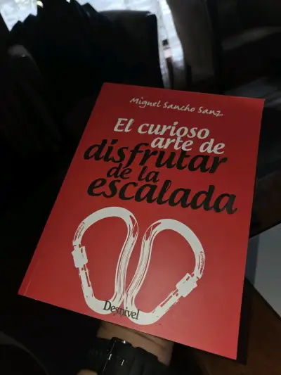 Libro El curioso arte de disfrutar de la escalada - miniatura 1