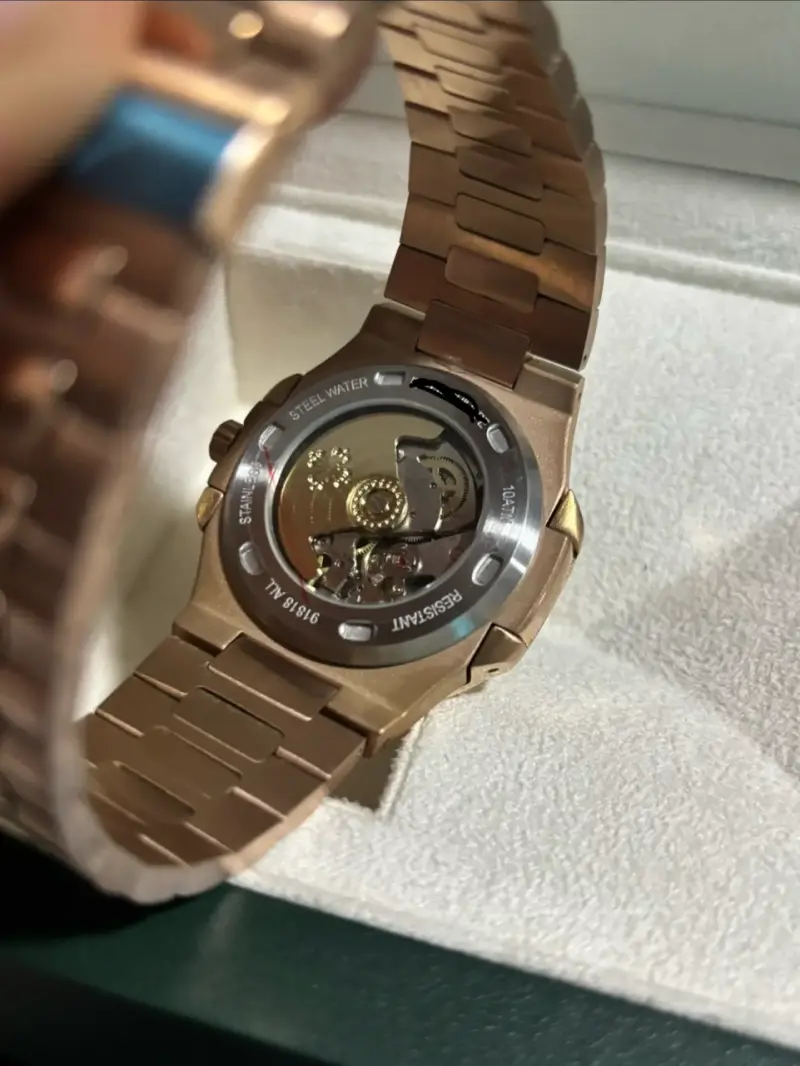 Reloj de lujo estilo Nautilus. - 3