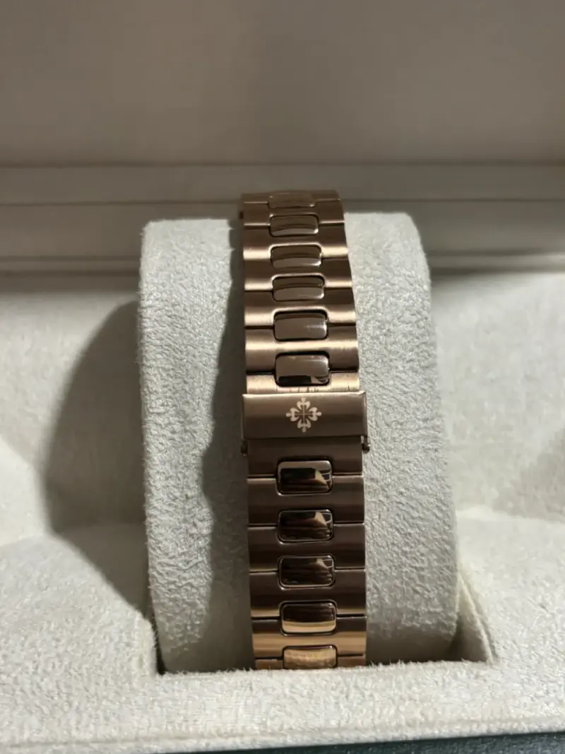 Reloj de lujo estilo Nautilus. - 4