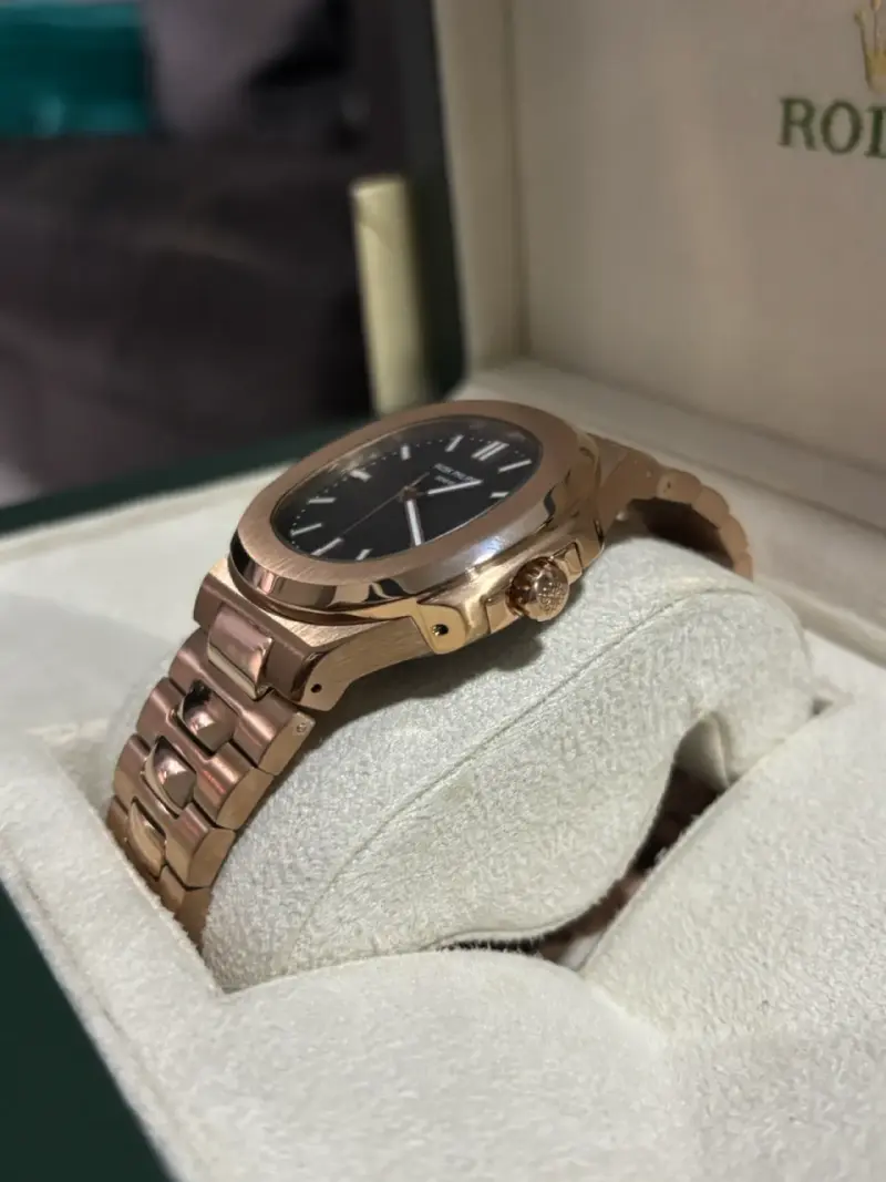 Reloj de lujo estilo Nautilus. - 5