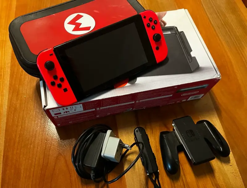 Nintendo Switch v1 consola y accesorios - 1