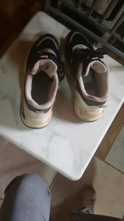 Zapatillas Louis Vuitton negras - miniatura 2