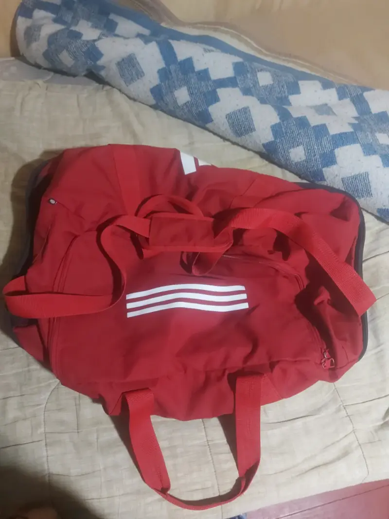 Bolso deportivo adidas - 4