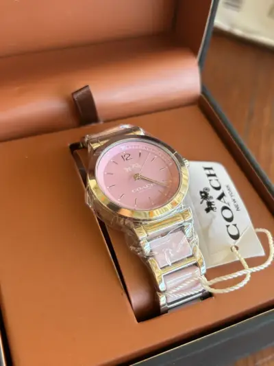 Reloj Coach rosado nuevo - miniatura 2