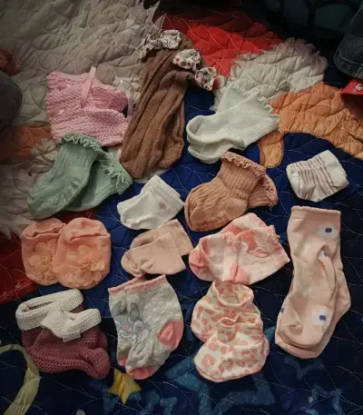 Lote de ropa de niña desde los Rn hasta 12 meses - miniatura 5