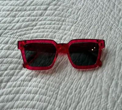 Lentes de sol UNISEX  marca VITRA - miniatura 4