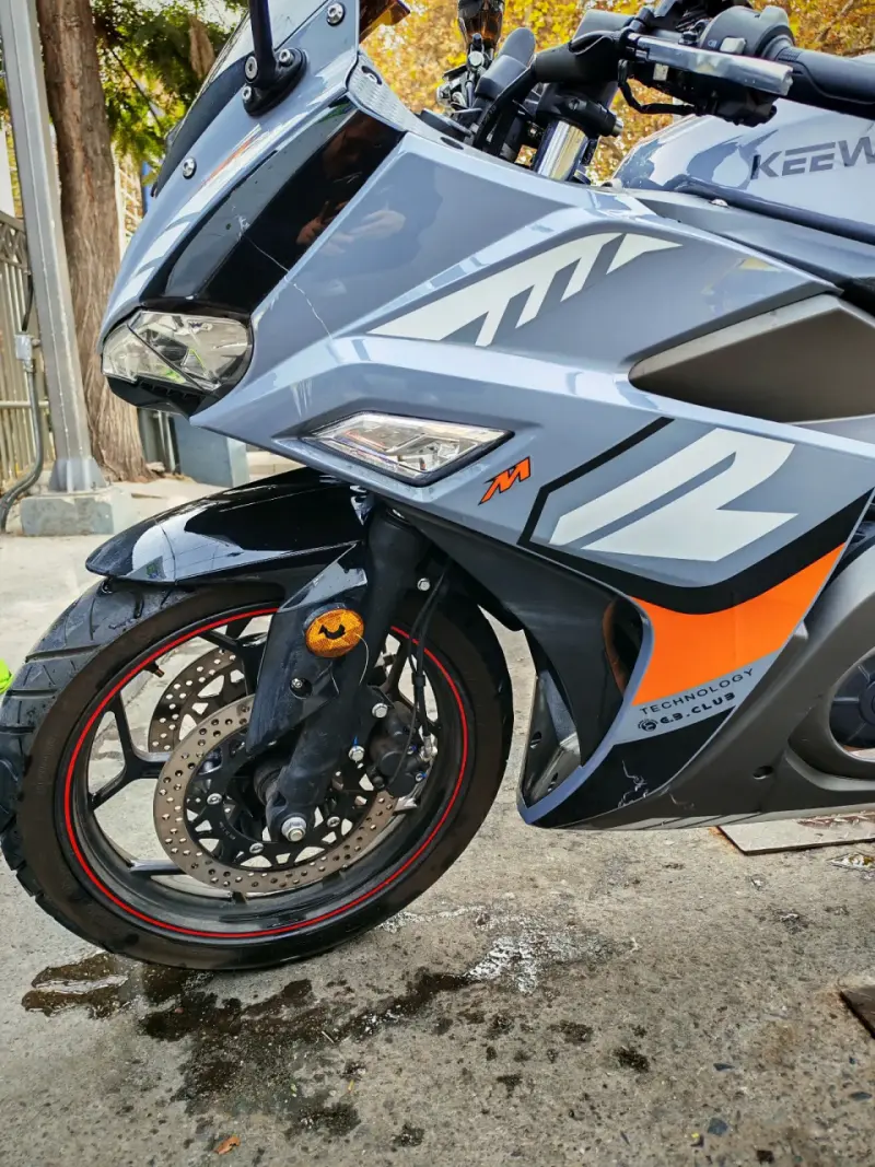Moto deportiva keeway m250 - 3