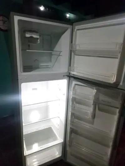Refrigerador de dos puertas - miniatura 2