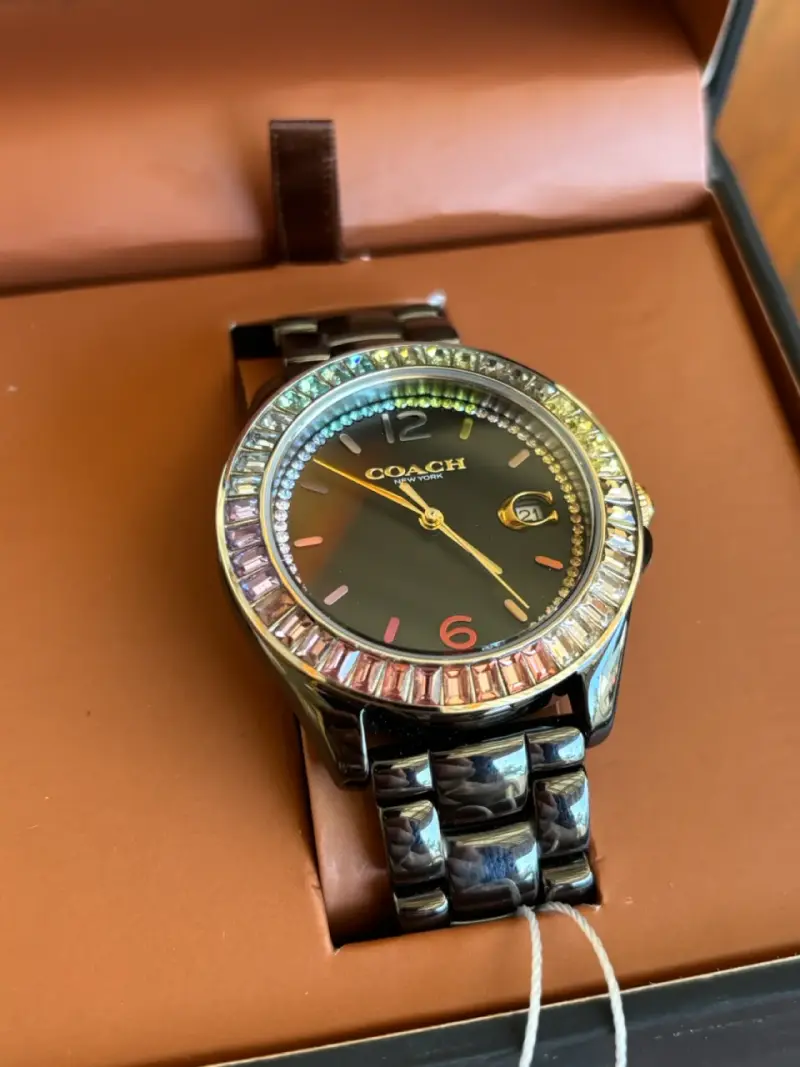 Reloj Coach con cristales - 1