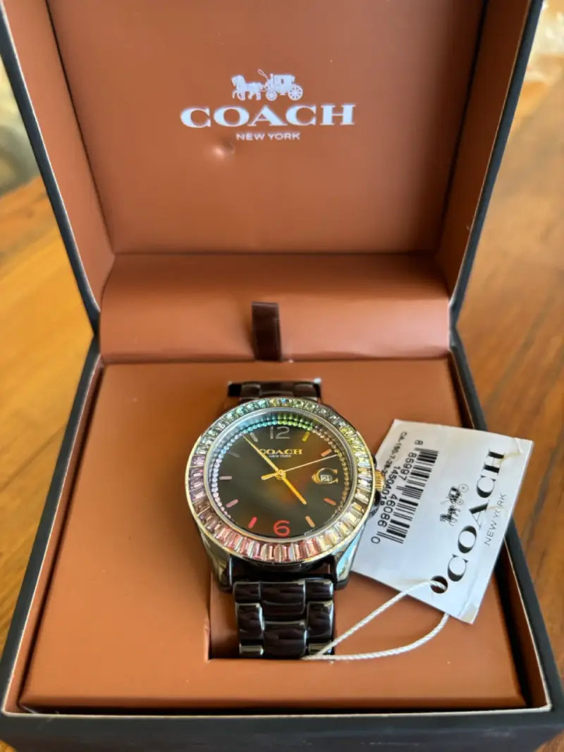 Reloj Coach con cristales - 6