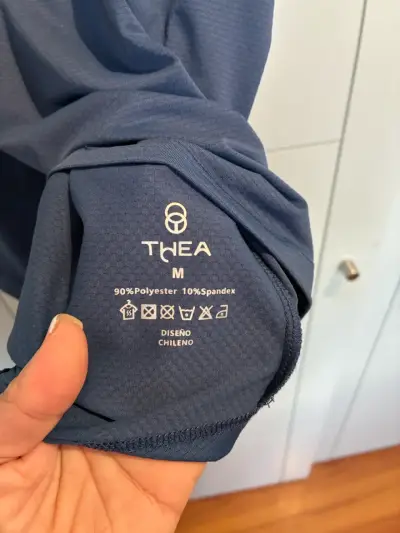 Polera deportiva mujer marca THEA - miniatura 2
