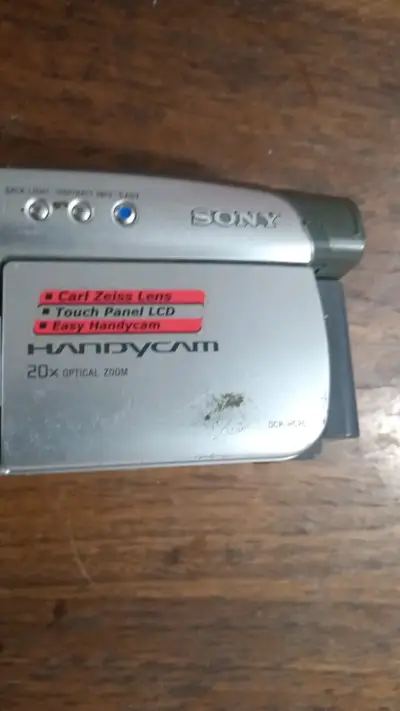 Videocámara Sony Handycam - miniatura 1