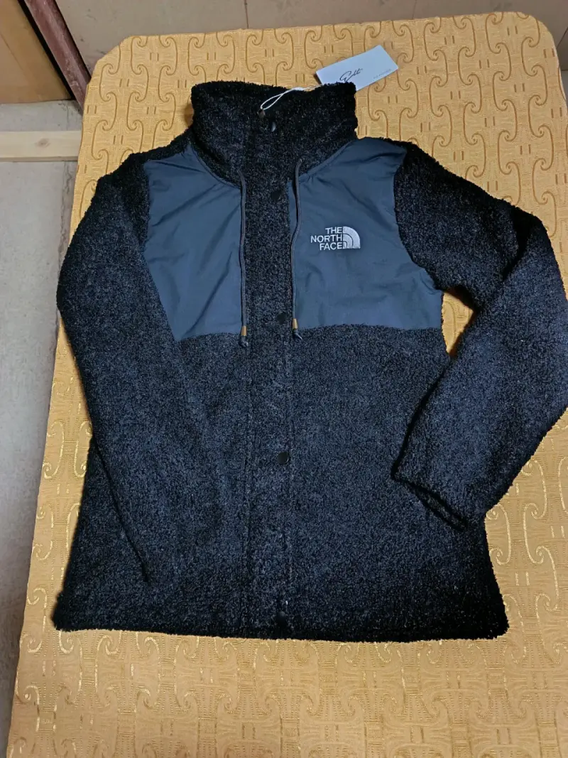 Chaqueta Everlast negra brillante - 5