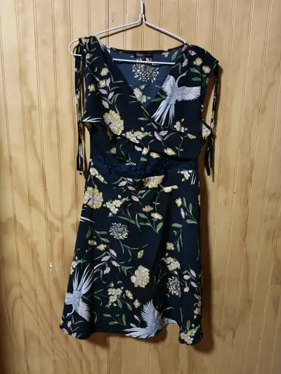 Vestido floral - miniatura 1