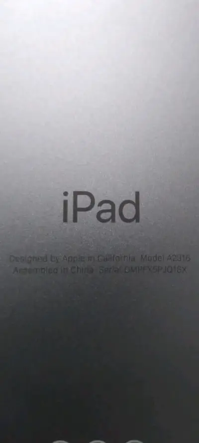 iPad Apple modelo A2316 - miniatura 1