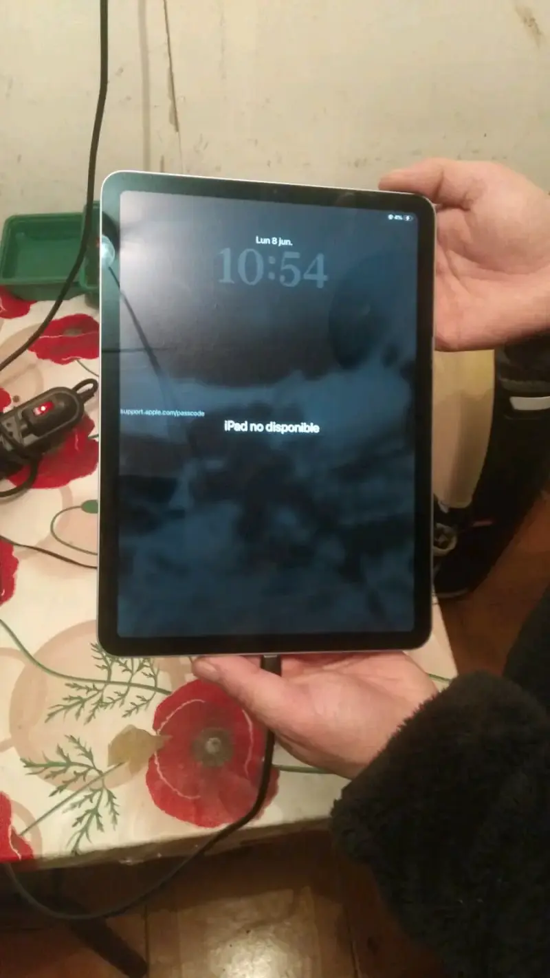 iPad Apple modelo A2316 - 2