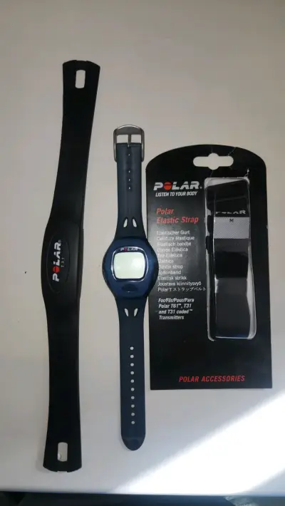 Reloj Polar con correa elástica - miniatura 1