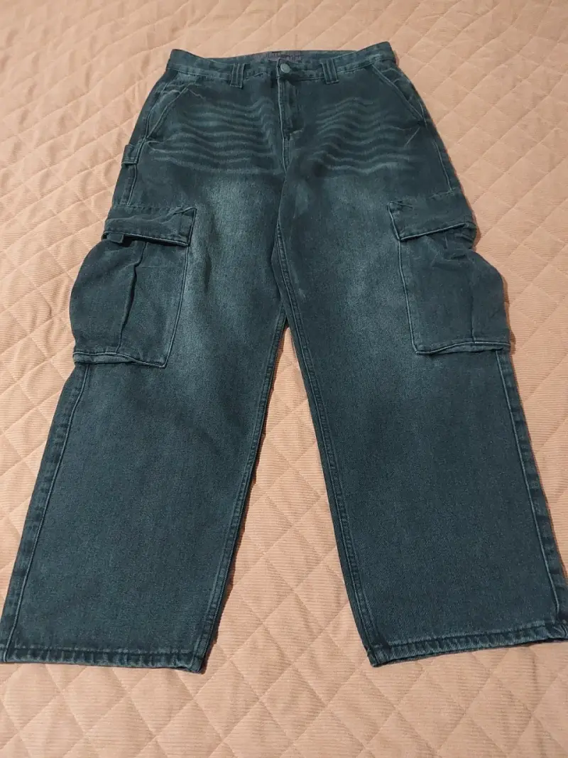 Pantalón cargo negro - 1