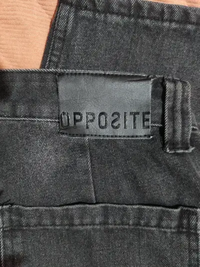 Pantalón cargo negro - miniatura 3