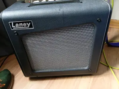 Amplificador Laney CUB Super10 - miniatura 3