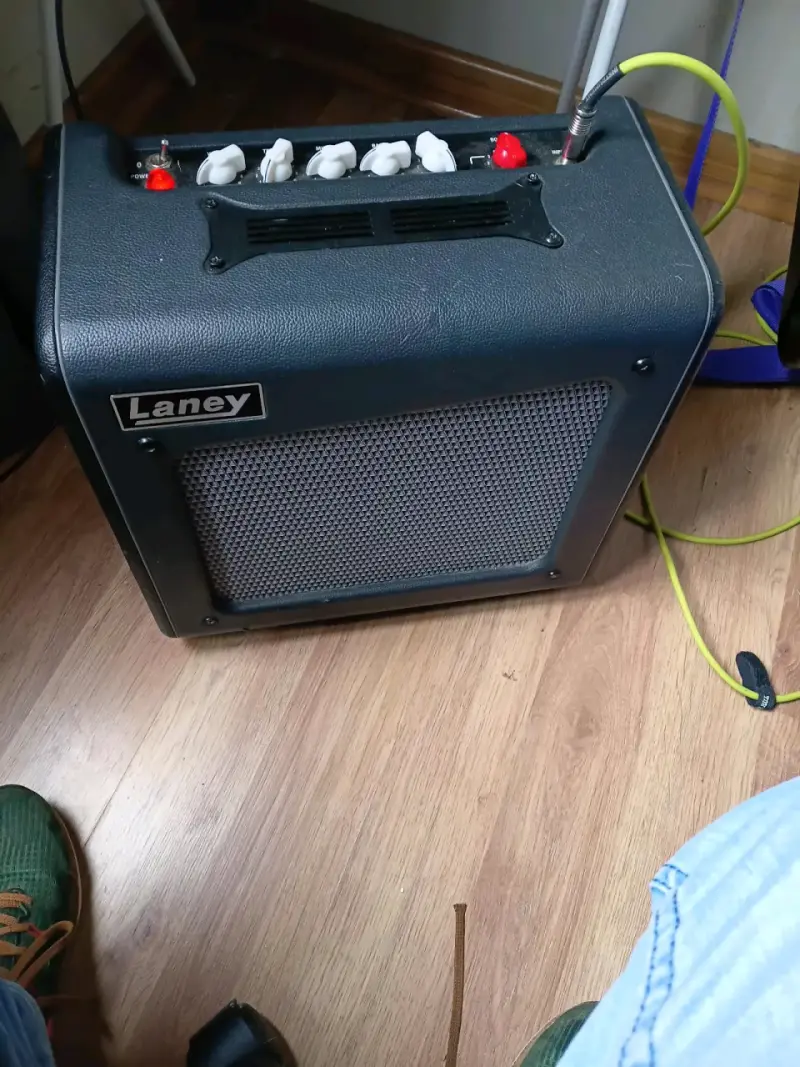 Amplificador Laney CUB Super10 - 5