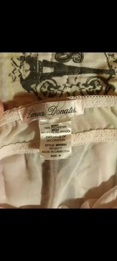 Camisón beige con encaje - miniatura 5