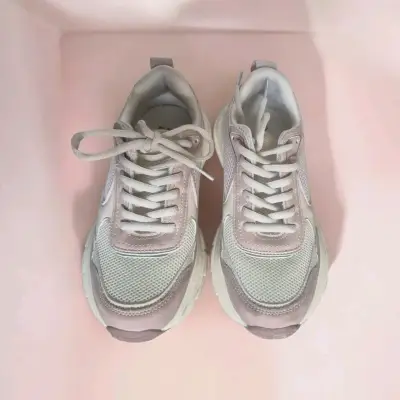 Zapatillas deportivas beige - miniatura 1