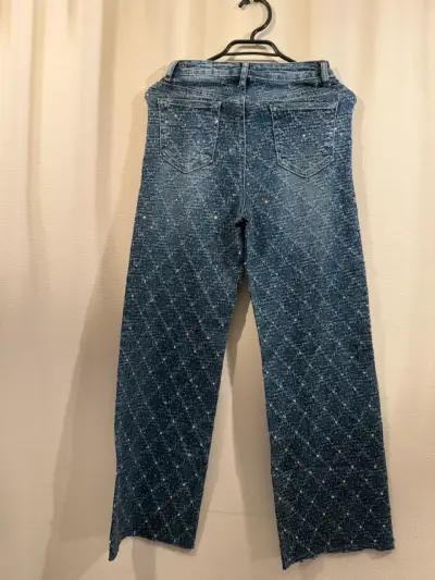 Jeans azul con brillantes remachados talla S - miniatura 3