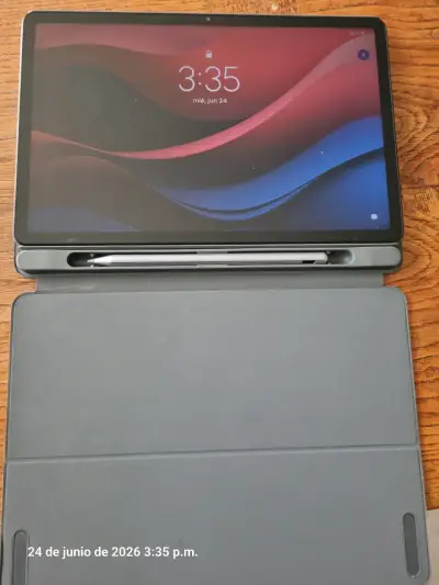 Tablet con lápiz y funda tab11 lenovo - miniatura 1