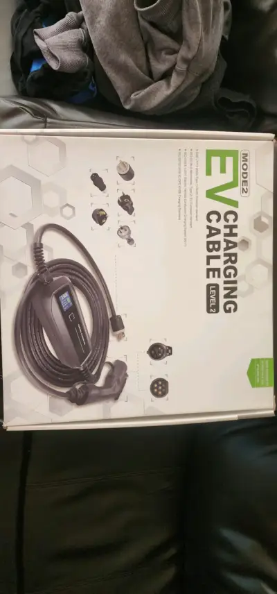 Cable de carga EV Modelo 2 - miniatura 1