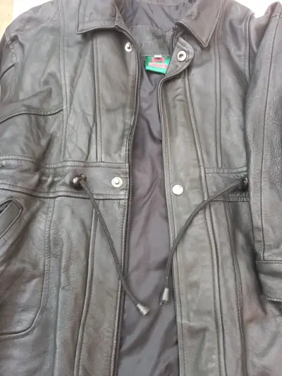 Chaqueta de cuero negra talla 6 años - miniatura 6