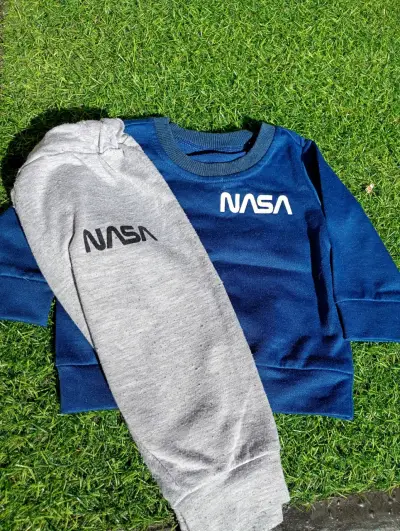 Conjunto niño NASA azul y gris - miniatura 1