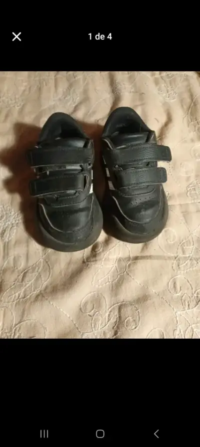 Zapatos negros con velcro - miniatura 1