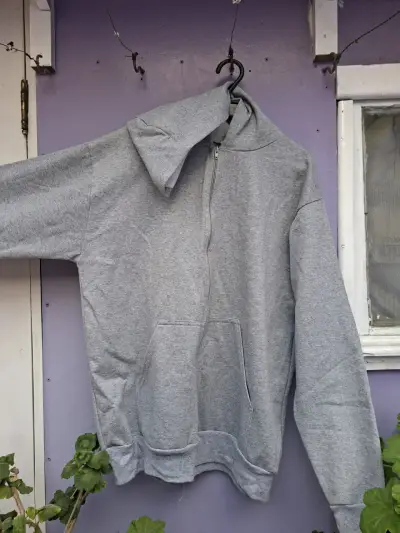 Polerón gris con cierre - miniatura 1
