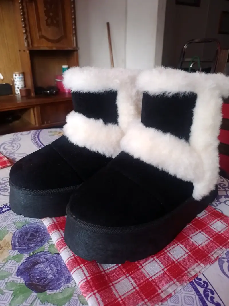 Botas invierno negras y peludas - 3