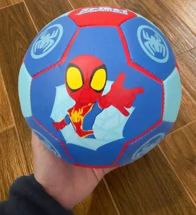 Pelota de fútbol Spider-Man - miniatura 1
