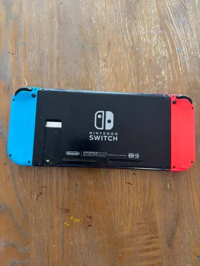 Consola de juegos portátil Nintendo switch - miniatura 3