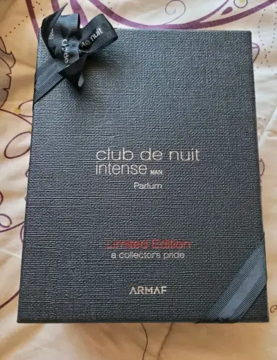 Perfume Club de Nuit Intense - miniatura 1