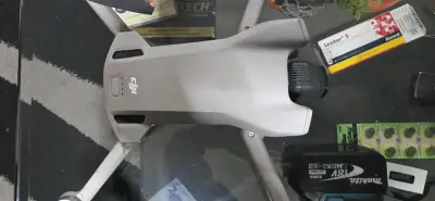 Dron DJI con control remoto - miniatura 4