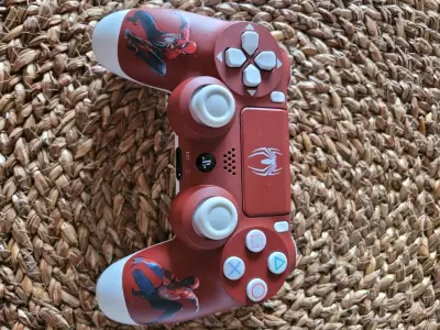 Control PS4 edición Spider-Man original - miniatura 1