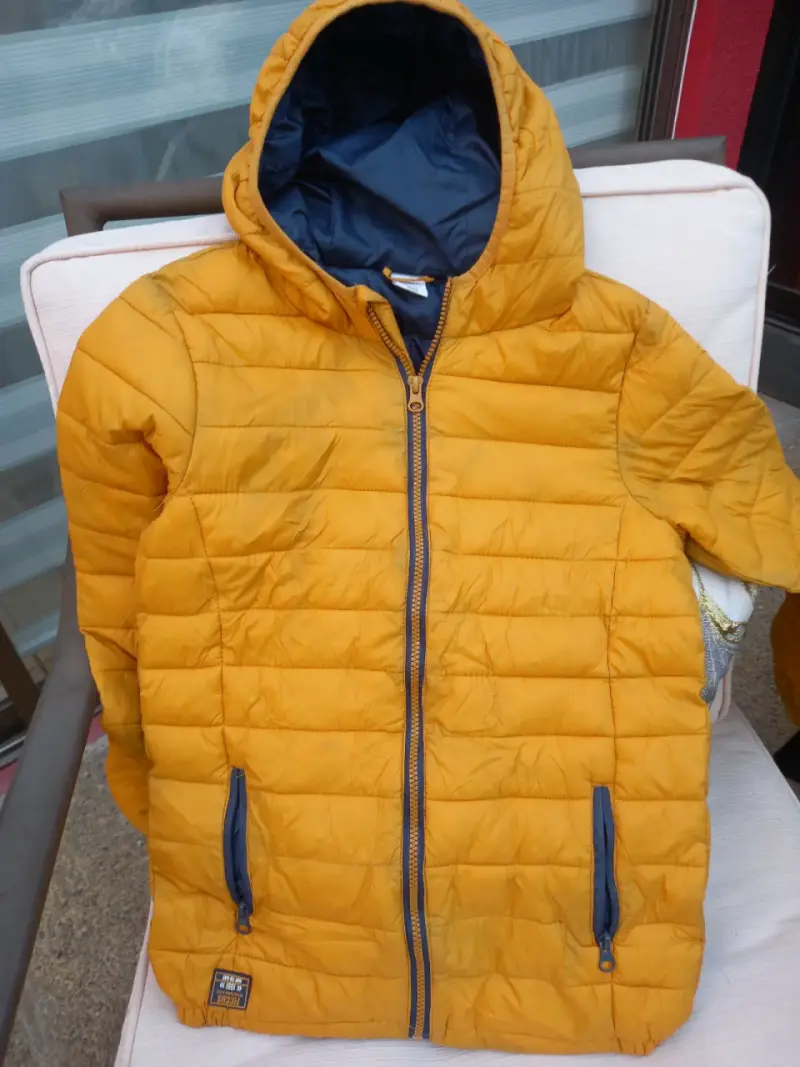 Chaqueta Ficcus, mostaza con capucha talla 12 años - 2