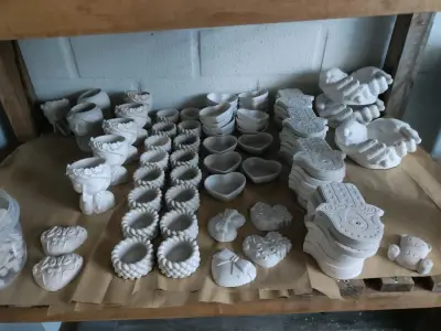Venta de figuras de yeso al por mayor y por unidad - miniatura 1