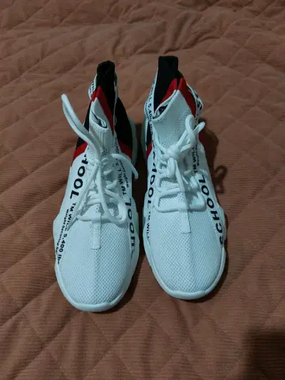 Zapatillas deportivas blancas - miniatura 2