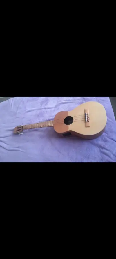 Cuatro electroacústica ( instrumento venezolano)na - miniatura 4