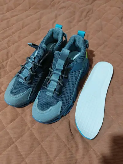 Zapatos deportivos azules - miniatura 1
