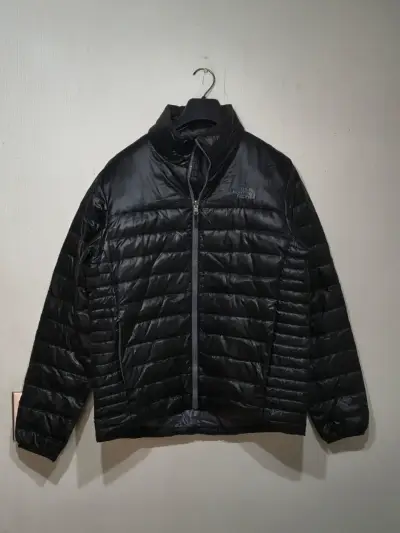 Chaqueta acolchada negra North Face - miniatura 1