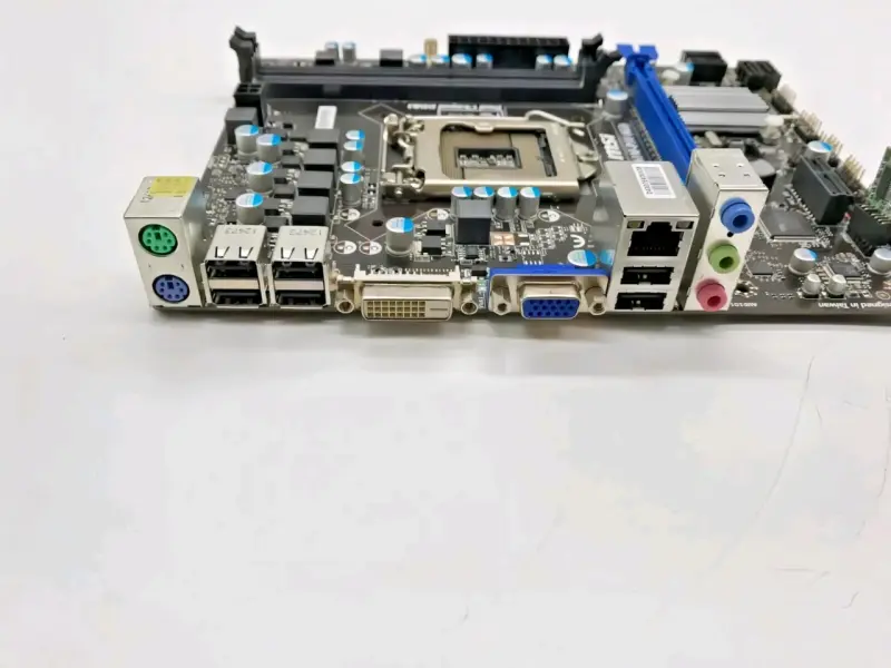 PLACA MSI H61M-P31 PARA RESPUESTO O REPARACIÓN. - 2