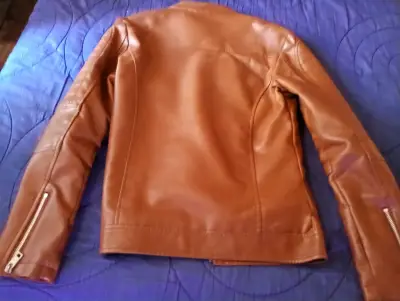 Chaqueta de cuero marrón - miniatura 3