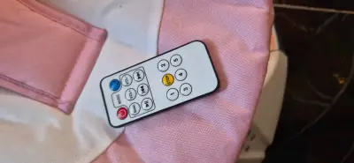 Silla mecedora para bebé rosa - miniatura 4