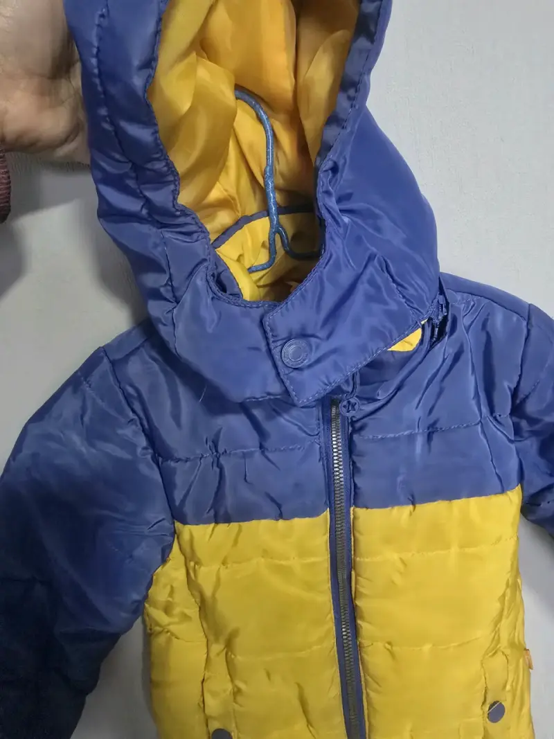 Chaqueta infantil azul y amarilla - 2